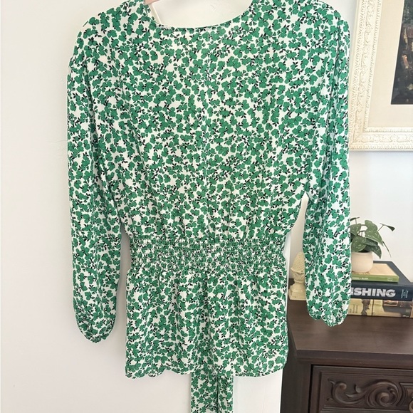 Green Floral Women's Top Max Studio Large NWOT - Picture 6 of 8